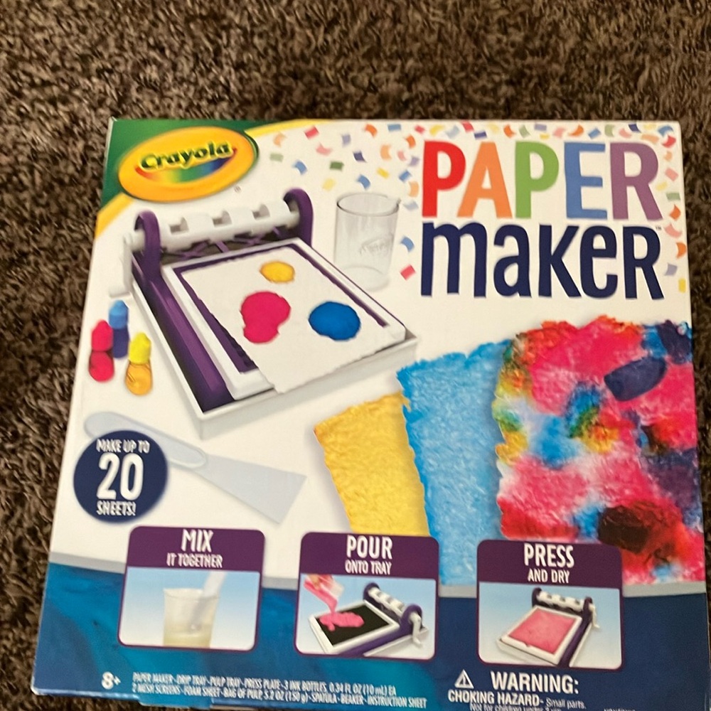 Crayola paper maker kit